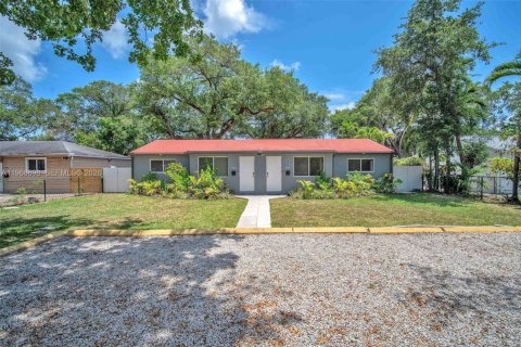 Дом в Норт-Майами, Флорида 2 спальни, 144.93м2 № 2028843