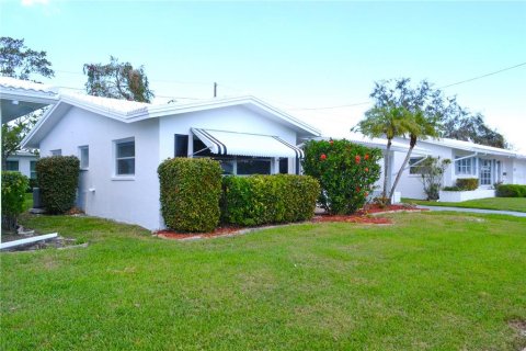 Casa en venta en Pinellas Park, Florida, 2 dormitorios, 104.52 m2 № 1526765 - foto 3
