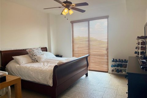 Copropriété à vendre à Miami, Floride: 2 chambres, 112.32 m2 № 1993653 - photo 21