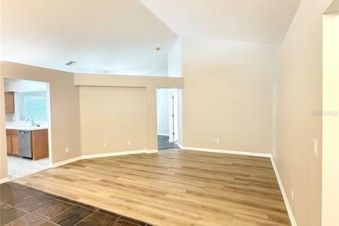 Casa en alquiler en Wesley Chapel, Florida, 3 dormitorios, 148.92 m2 № 1905280 - foto 4
