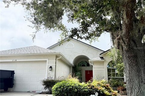 Casa en alquiler en Wesley Chapel, Florida, 3 dormitorios, 148.92 m2 № 1905280 - foto 1