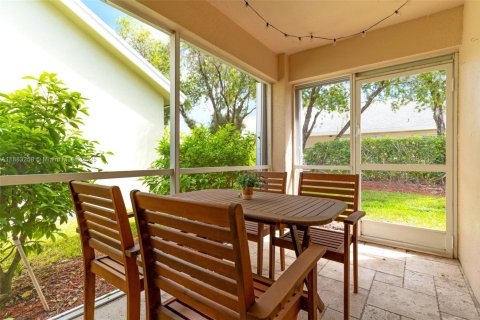 Villa ou maison à vendre à Homestead, Floride: 2 chambres, 109.62 m2 № 1931237 - photo 21