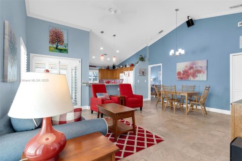Villa ou maison à vendre à Homestead, Floride: 2 chambres, 109.62 m2 № 1931237 - photo 5