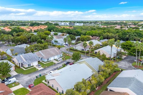 Villa ou maison à vendre à Homestead, Floride: 2 chambres, 109.62 m2 № 1931237 - photo 29
