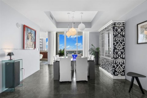 Condominio en venta en Sunny Isles Beach, Florida, 3 dormitorios, 237.64 m2 № 1706855 - foto 8