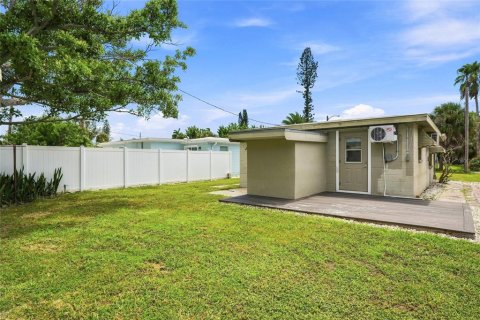Villa ou maison à vendre à Madeira Beach, Floride: 2 chambres, 65.5 m2 № 2314962 - photo 26
