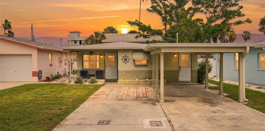 Villa ou maison à Madeira Beach, Floride 2 chambres, 65.5 m2 № 2314962
