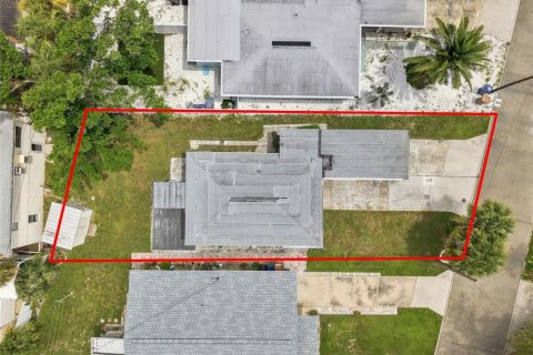 Villa ou maison à vendre à Madeira Beach, Floride: 2 chambres, 65.5 m2 № 2314962 - photo 29