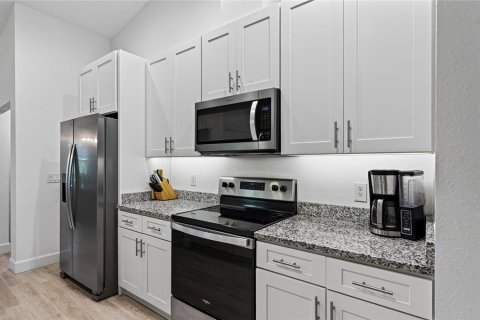 Villa ou maison à vendre à Punta Gorda, Floride: 3 chambres, 161 m2 № 2226327 - photo 11