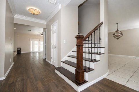 Casa en venta en Apopka, Florida, 6 dormitorios, 331.85 m2 № 2198321 - foto 7