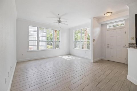 Copropriété à louer à Sarasota, Floride: 2 chambres, 103.31 m2 № 2114126 - photo 2