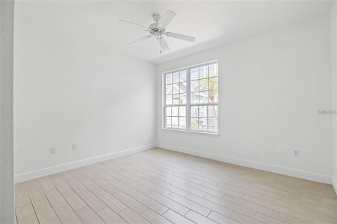 Copropriété à louer à Sarasota, Floride: 2 chambres, 103.31 m2 № 2114126 - photo 14