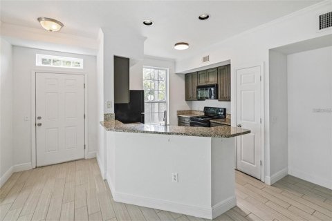 Copropriété à louer à Sarasota, Floride: 2 chambres, 103.31 m2 № 2114126 - photo 3