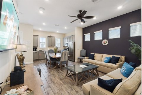 Casa en venta en Kissimmee, Florida, 3 dormitorios, 145.3 m2 № 2198246 - foto 4