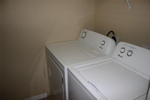 Adosado en alquiler en Orlando, Florida, 3 dormitorios, 143.44 m2 № 1724904 - foto 11