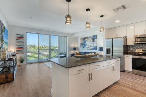 Condominio en venta en Sarasota, Florida, 1 dormitorio, 83.24 m2 № 1732274 - foto 13
