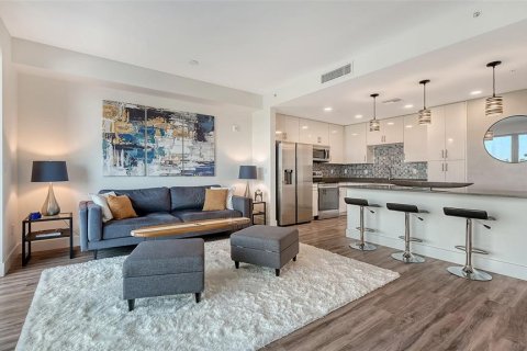Condominio en venta en Sarasota, Florida, 1 dormitorio, 83.24 m2 № 1732274 - foto 21