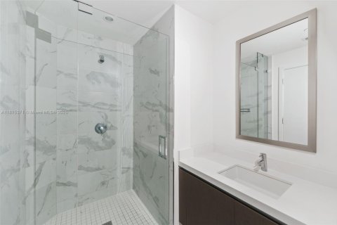 Copropriété à vendre à Miami, Floride: 1 chambre, 94.57 m2 № 1895969 - photo 12