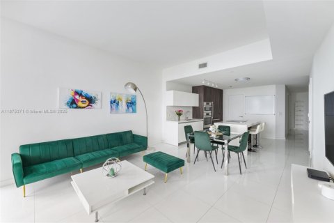 Copropriété à vendre à Miami, Floride: 1 chambre, 94.57 m2 № 1895969 - photo 3