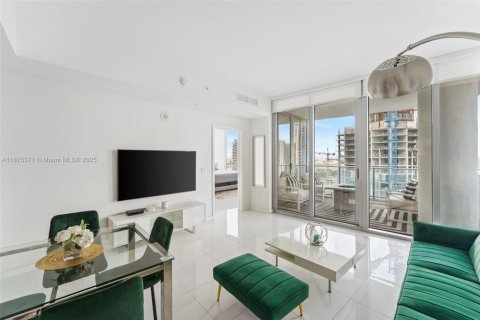 Copropriété à vendre à Miami, Floride: 1 chambre, 94.57 m2 № 1895969 - photo 2