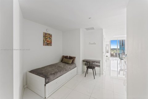Copropriété à vendre à Miami, Floride: 1 chambre, 94.57 m2 № 1895969 - photo 5