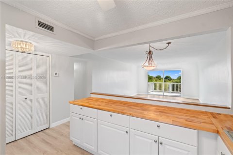 Condo in Hollywood, Florida, 2 bedrooms  № 2050586 - photo 6