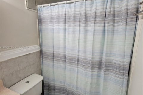 Condominio en alquiler en Miami Beach, Florida, 1 dormitorio, 41.81 m2 № 1956508 - foto 6