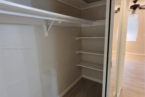 Condominio en alquiler en Miami Beach, Florida, 1 dormitorio, 41.81 m2 № 1956508 - foto 8