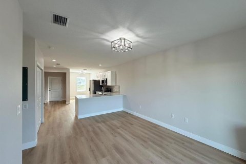 Duplex in Englewood, Florida 6 bedrooms, 215.9 sq.m. № 1757104 - photo 19