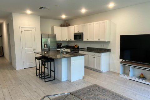Adosado en venta en Port St. Lucie, Florida, 3 dormitorios, 157 m2 № 2247837 - foto 3