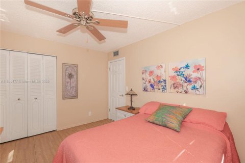 Copropriété à vendre à Lauderdale Lakes, Floride: 2 chambres, 94.85 m2 № 1933308 - photo 25