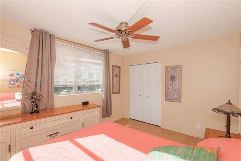 Copropriété à vendre à Lauderdale Lakes, Floride: 2 chambres, 94.85 m2 № 1933308 - photo 24