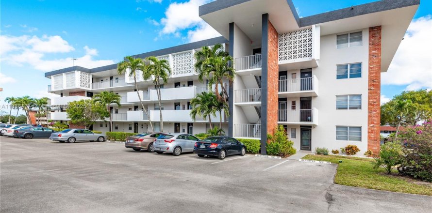 Condo à Lauderdale Lakes, Floride, 2 chambres  № 1933308