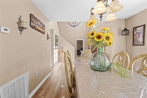 Casa en venta en Spring Hill, Florida, 7 dormitorios, 287.63 m2 № 2212823 - foto 5