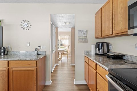 Casa en venta en Spring Hill, Florida, 7 dormitorios, 287.63 m2 № 2212823 - foto 19