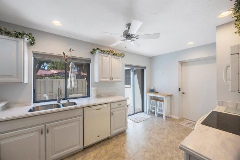 House in Bradenton, Florida 2 bedrooms, 164.62 sq.m. № 1603146 - photo 16