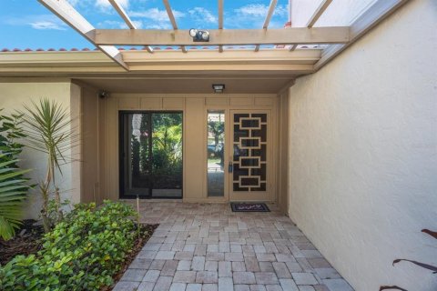 House in Bradenton, Florida 2 bedrooms, 164.62 sq.m. № 1603146 - photo 5