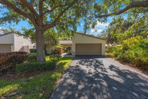 House in Bradenton, Florida 2 bedrooms, 164.62 sq.m. № 1603146 - photo 2