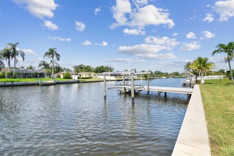 Casa en venta en Clearwater, Florida, 4 dormitorios, 182.55 m2 № 1837951 - foto 3