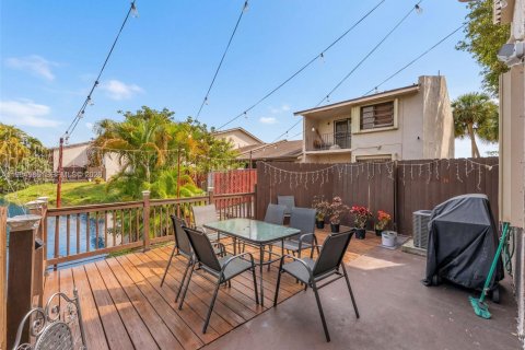 Copropriété à vendre à Miami, Floride: 4 chambres, 147.16 m2 № 2011309 - photo 20