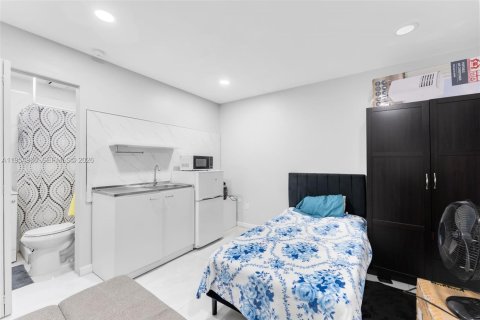 Copropriété à vendre à Miami, Floride: 4 chambres, 147.16 m2 № 2011309 - photo 18