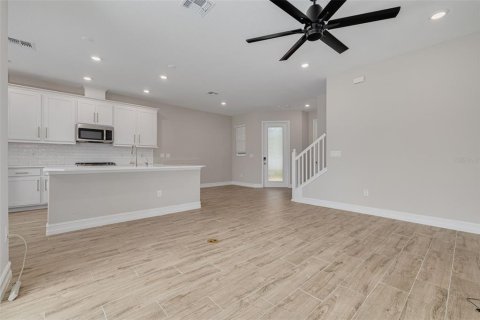 Adosado en alquiler en Wesley Chapel, Florida, 3 dormitorios, 169.73 m2 № 1912430 - foto 11