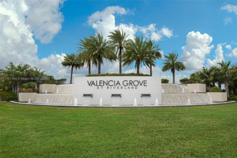 Casa en venta en Port St. Lucie, Florida, 3 dormitorios, 200.39 m2 № 1499777 - foto 28