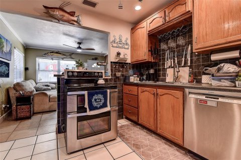 Villa ou maison à vendre à Saint Petersburg, Floride: 2 chambres, 80.92 m2 № 1872863 - photo 10