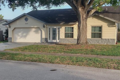 House in Riverview, Florida 3 bedrooms, 144.93 sq.m. № 1805366 - photo 2