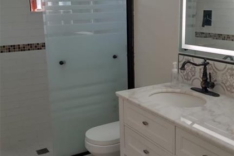 House in Riverview, Florida 3 bedrooms, 144.93 sq.m. № 1805366 - photo 18