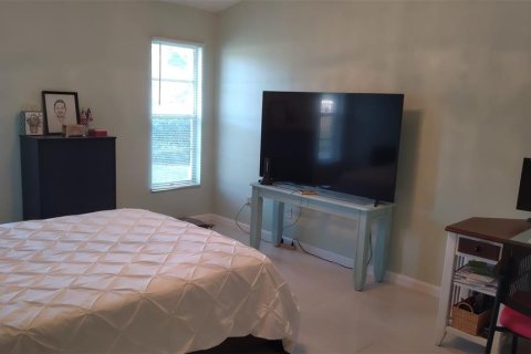 House in Riverview, Florida 3 bedrooms, 144.93 sq.m. № 1805366 - photo 15