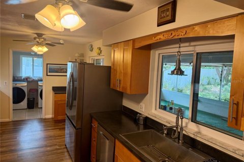 Casa en venta en Beverly Hills, Florida, 2 dormitorios, 149.02 m2 № 1759587 - foto 11