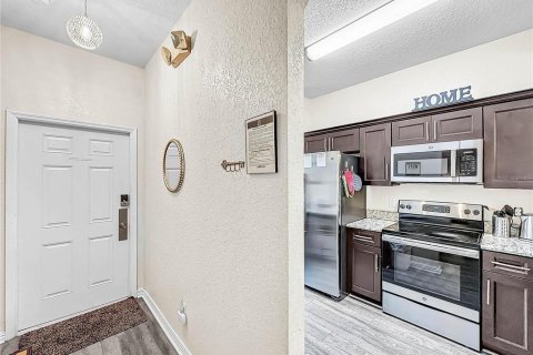 Townhouse in Davenport, Florida 4 bedrooms, 172.43 sq.m. № 1301348 - photo 23