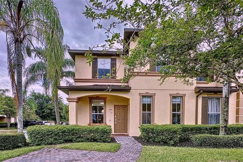 Townhouse in Davenport, Florida 4 bedrooms, 172.43 sq.m. № 1301348 - photo 4
